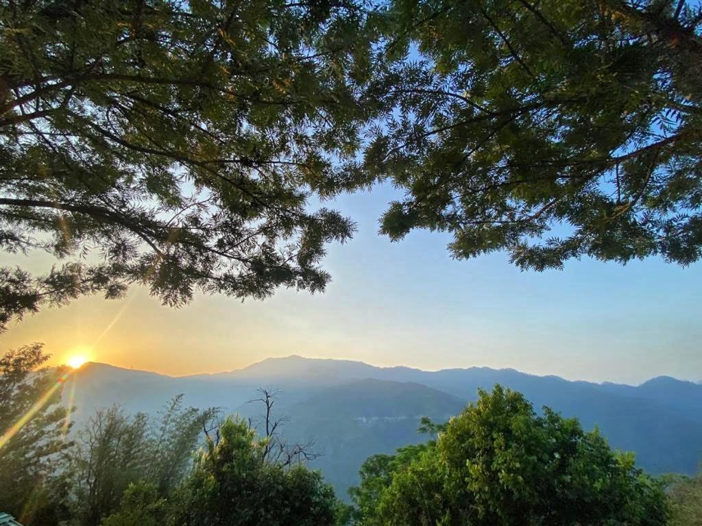 Astraal Resorts And Spa Risikés Kültér fotó