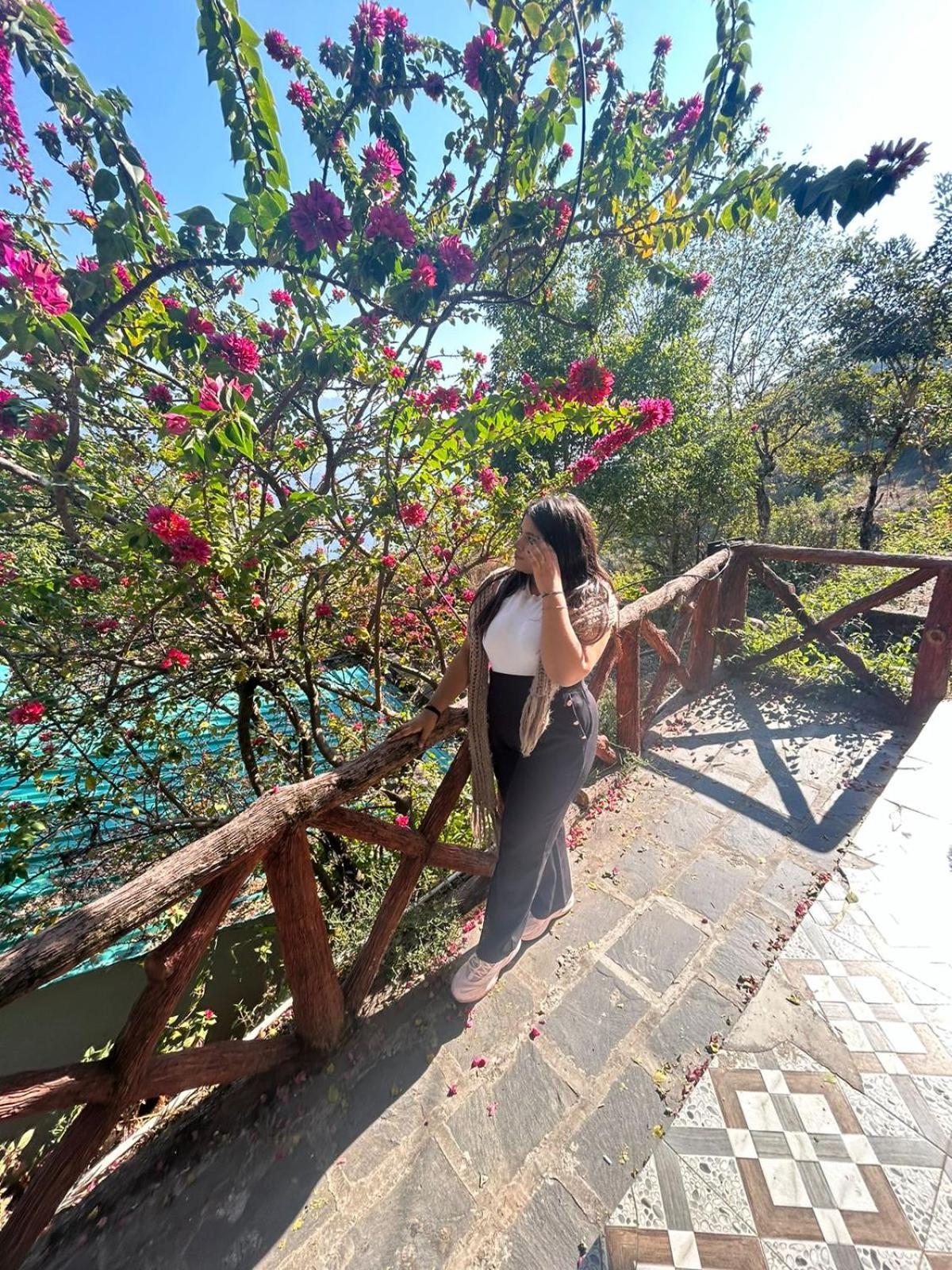 Astraal Resorts And Spa Risikés Kültér fotó